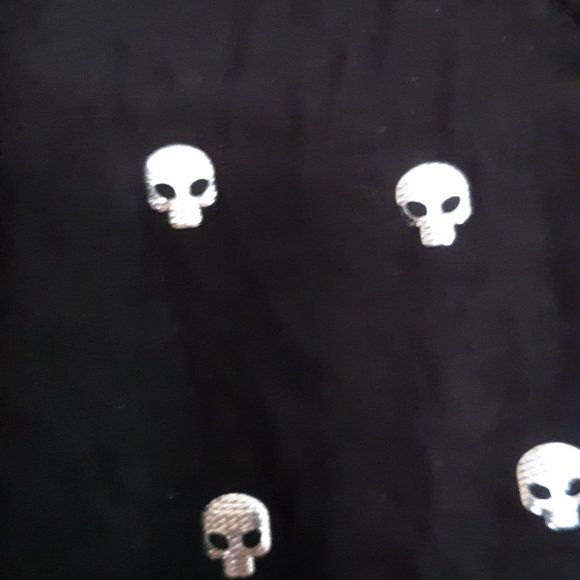 Oversize silver skulls shirt - Picture 2 of 3